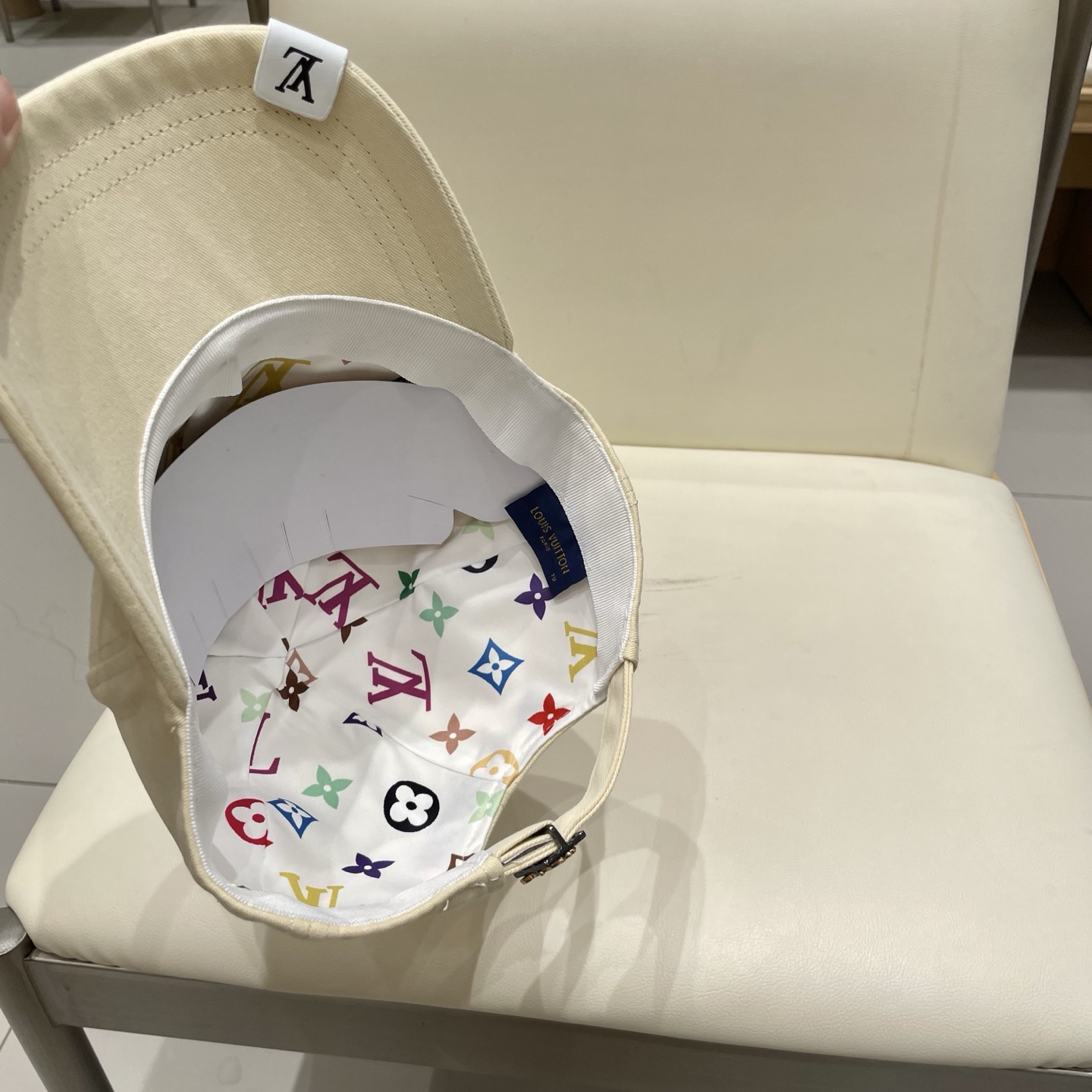 🧢路易威登牛仔棒球帽 LouisVuitton😍2025新款LV棒球帽，重工打造♥️高端大气，百搭款🤗男