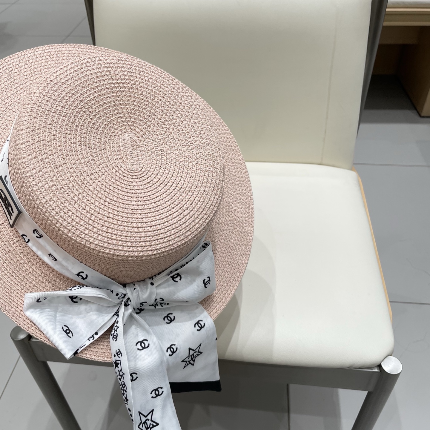 Chanel香奈儿平顶礼帽，遮阳草帽，头围57cm