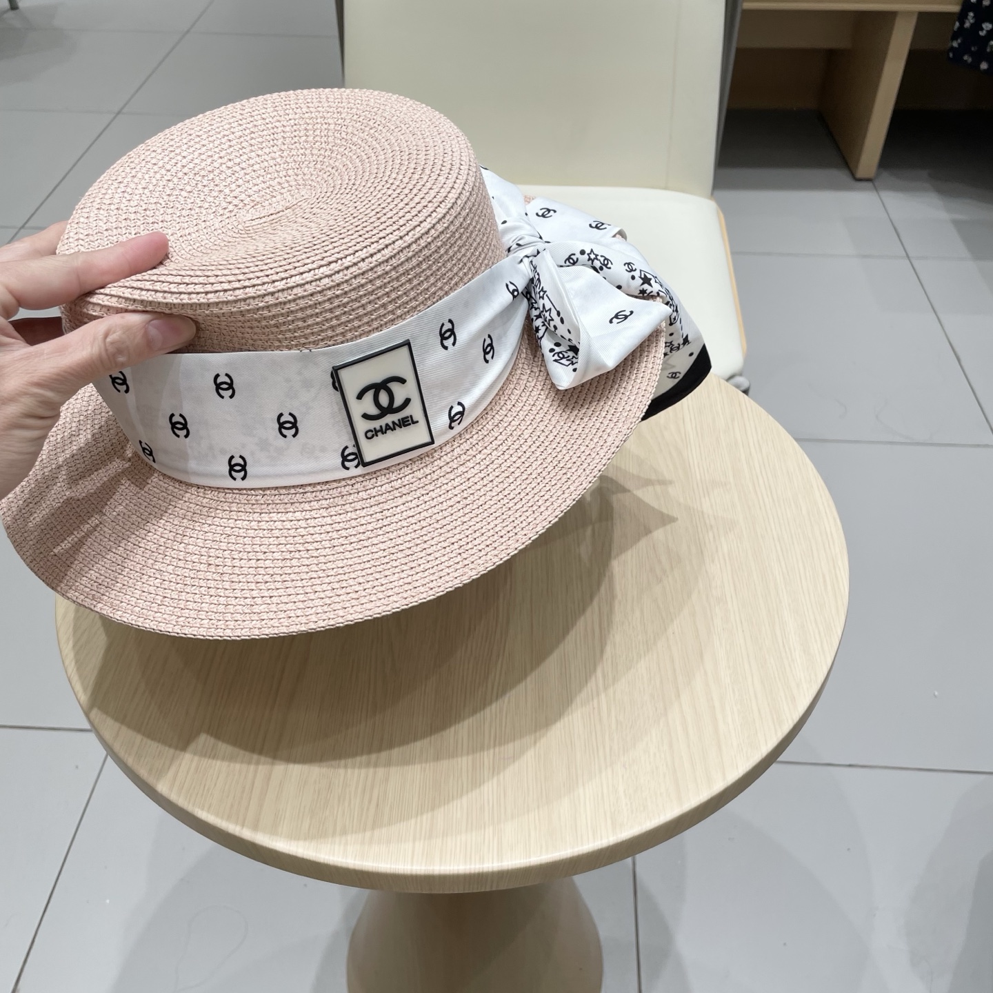 Chanel香奈儿平顶礼帽，遮阳草帽，头围57cm
