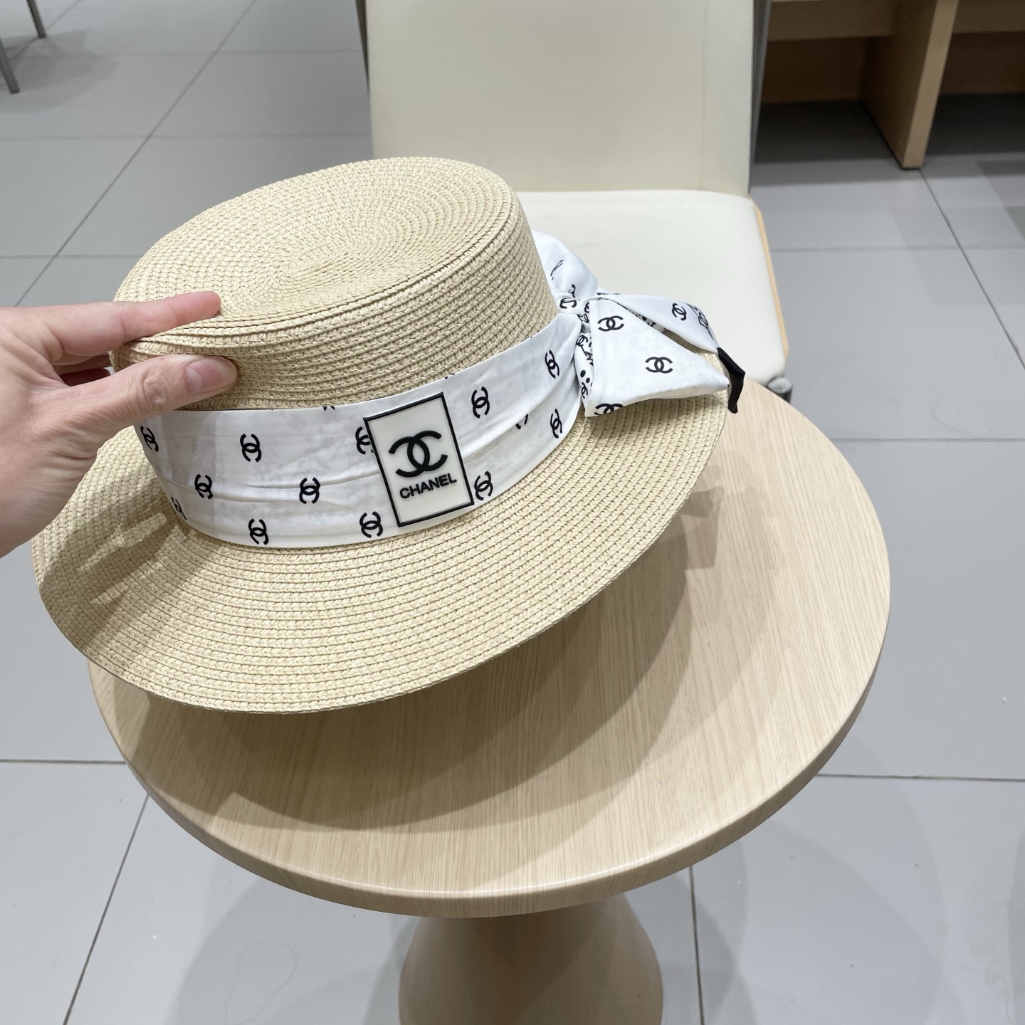 Chanel香奈儿平顶礼帽，遮阳草帽，头围57cm