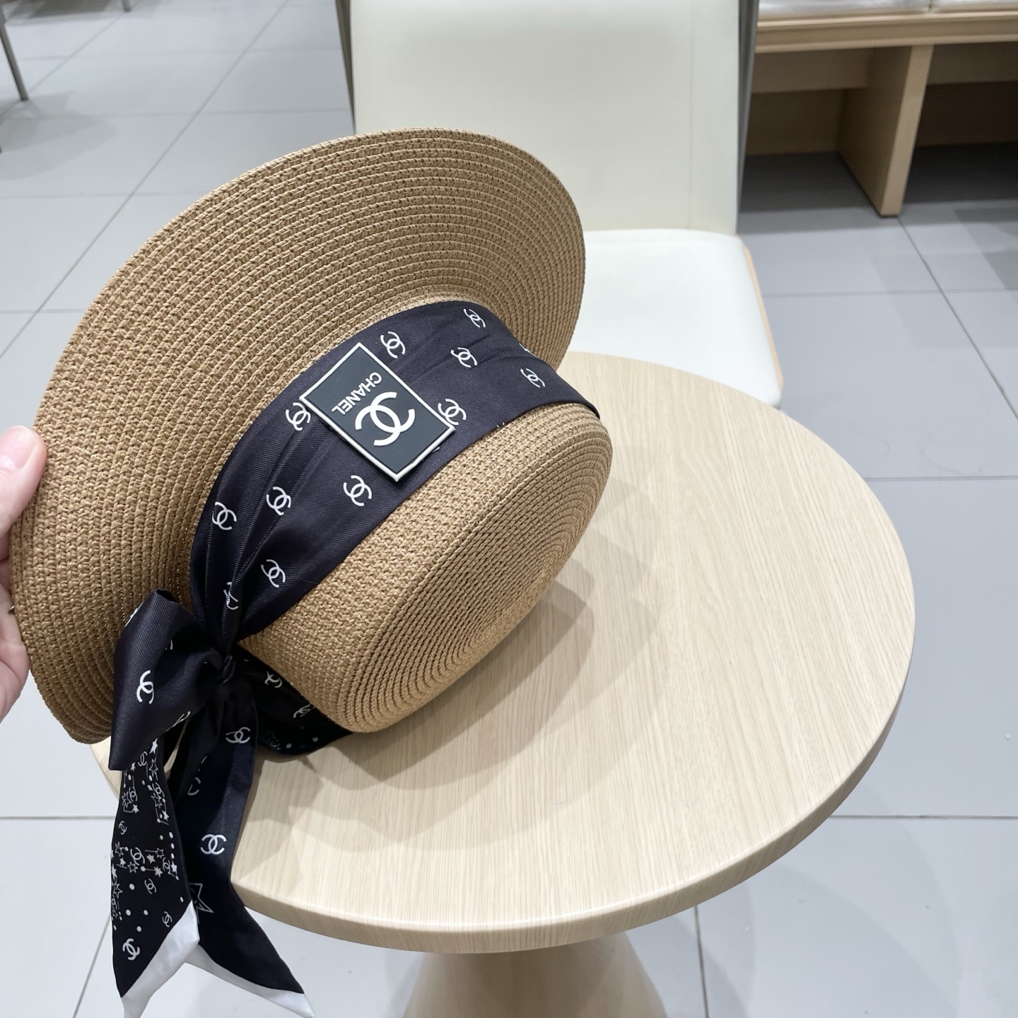 Chanel香奈儿平顶礼帽，遮阳草帽，头围57cm