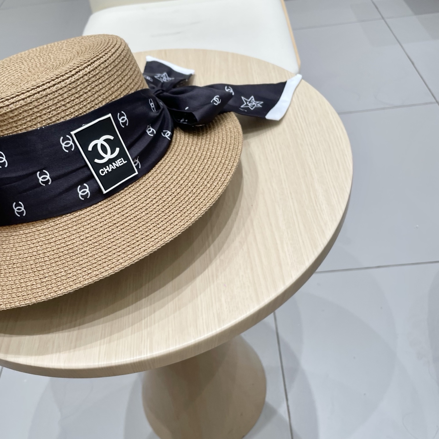 Chanel香奈儿平顶礼帽，遮阳草帽，头围57cm