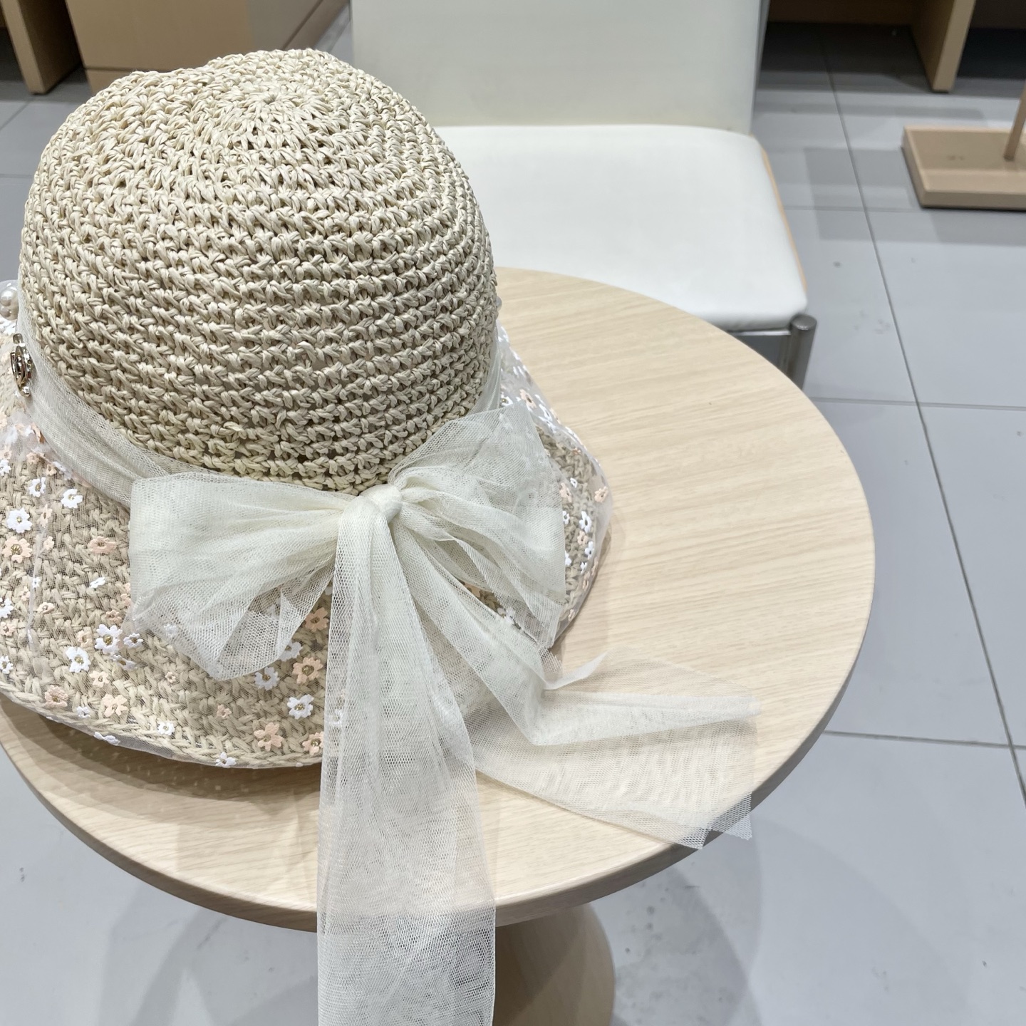  Chanel香奈儿珍珠蕾丝花朵渔夫帽子女春夏季蝴蝶结海边度假草帽草编遮阳帽