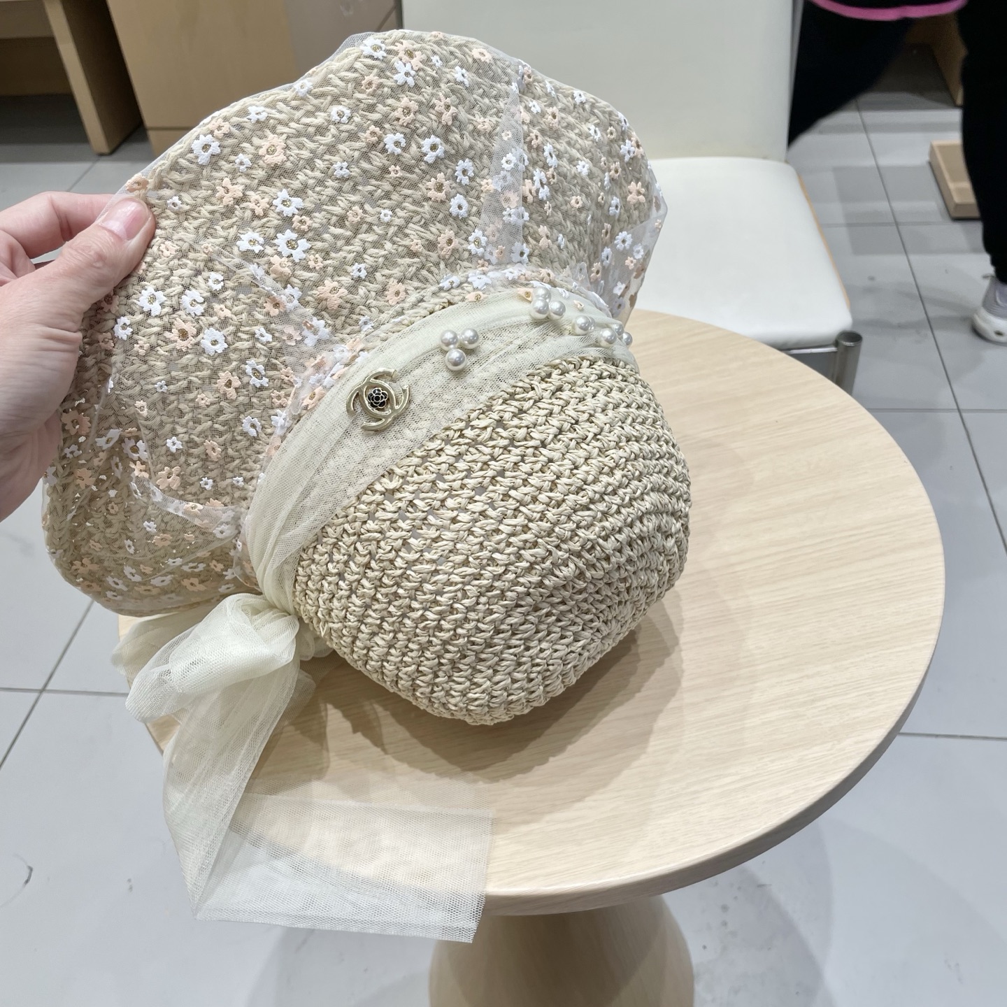  Chanel香奈儿珍珠蕾丝花朵渔夫帽子女春夏季蝴蝶结海边度假草帽草编遮阳帽