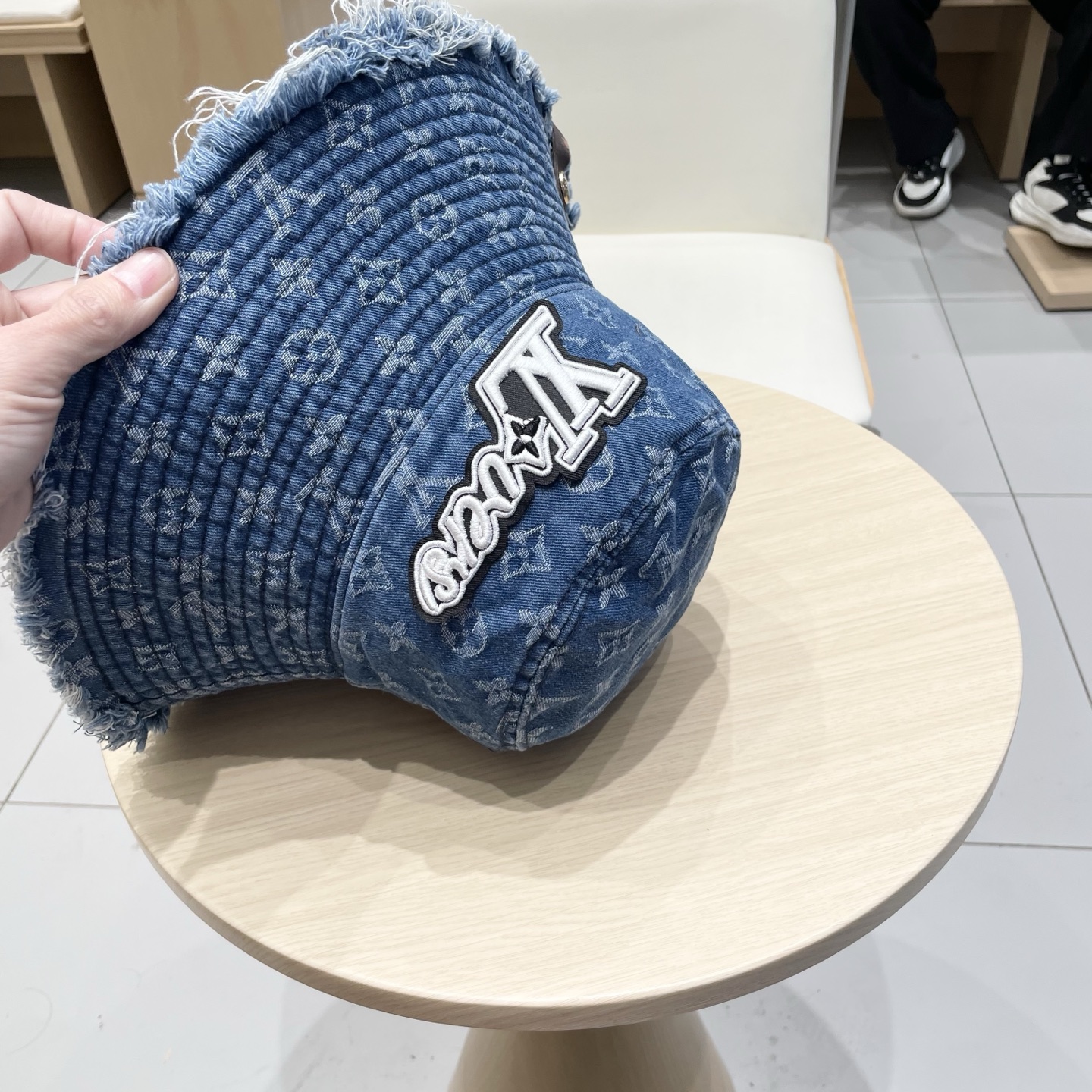 LV路易威登牛仔渔夫帽，头围57cm