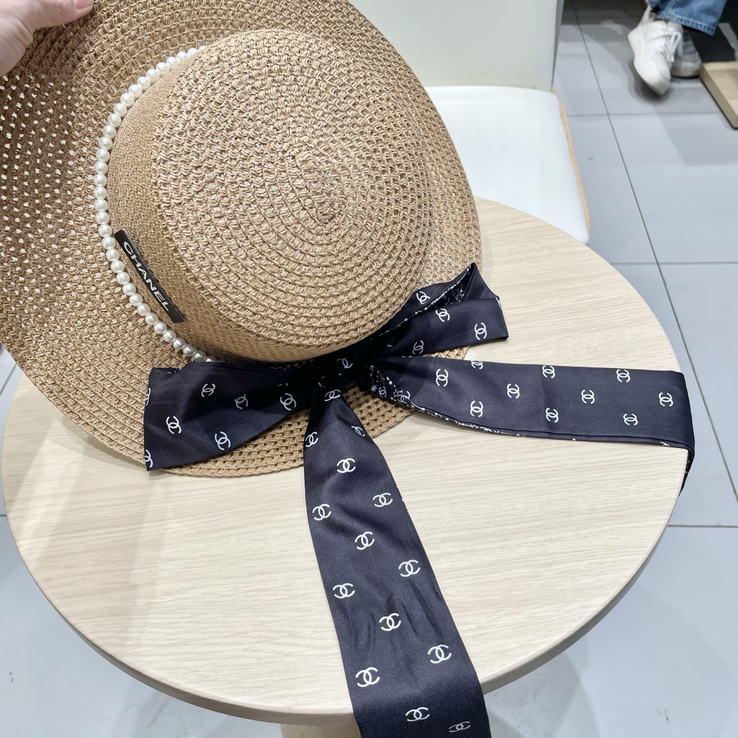 【CHANEL香奈儿】2026新款小香风珍珠丝带度假风盆帽草帽，出街旅行单品