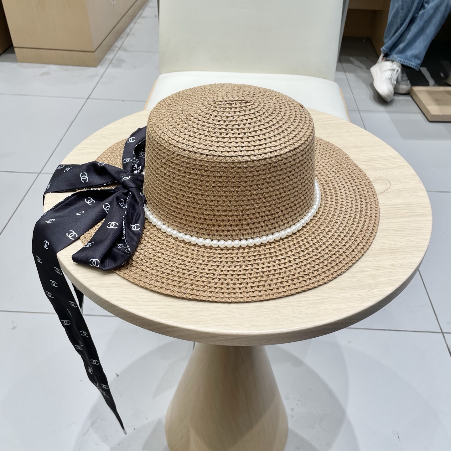 【CHANEL香奈儿】2026新款小香风珍珠丝带度假风盆帽草帽，出街旅行单品