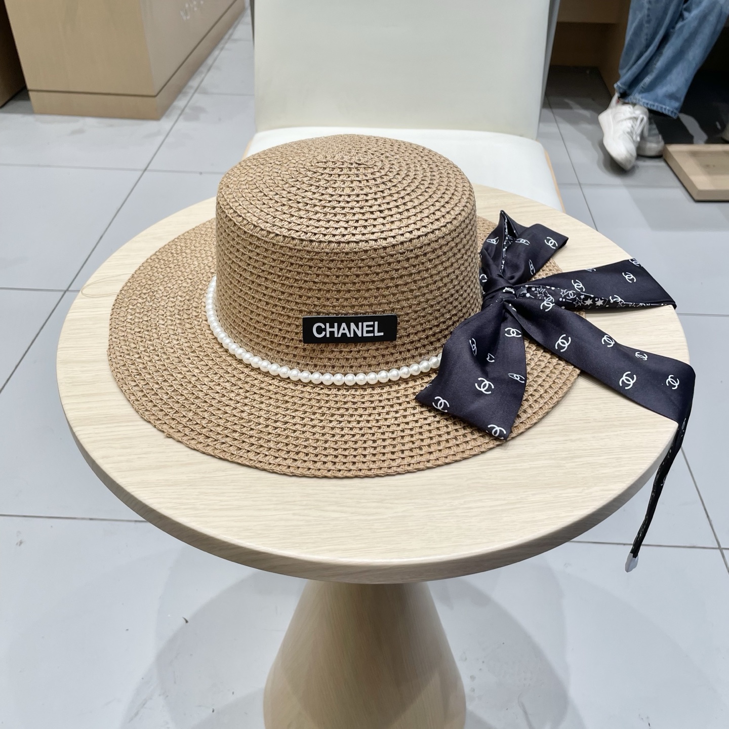【CHANEL香奈儿】2026新款小香风珍珠丝带度假风盆帽草帽，出街旅行单品