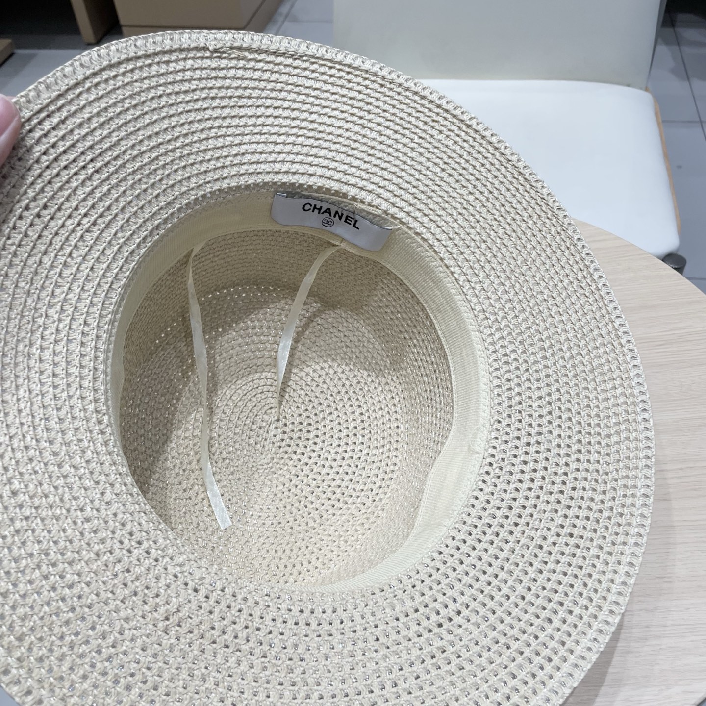 【CHANEL香奈儿】2026新款小香风珍珠丝带度假风盆帽草帽，出街旅行单品
