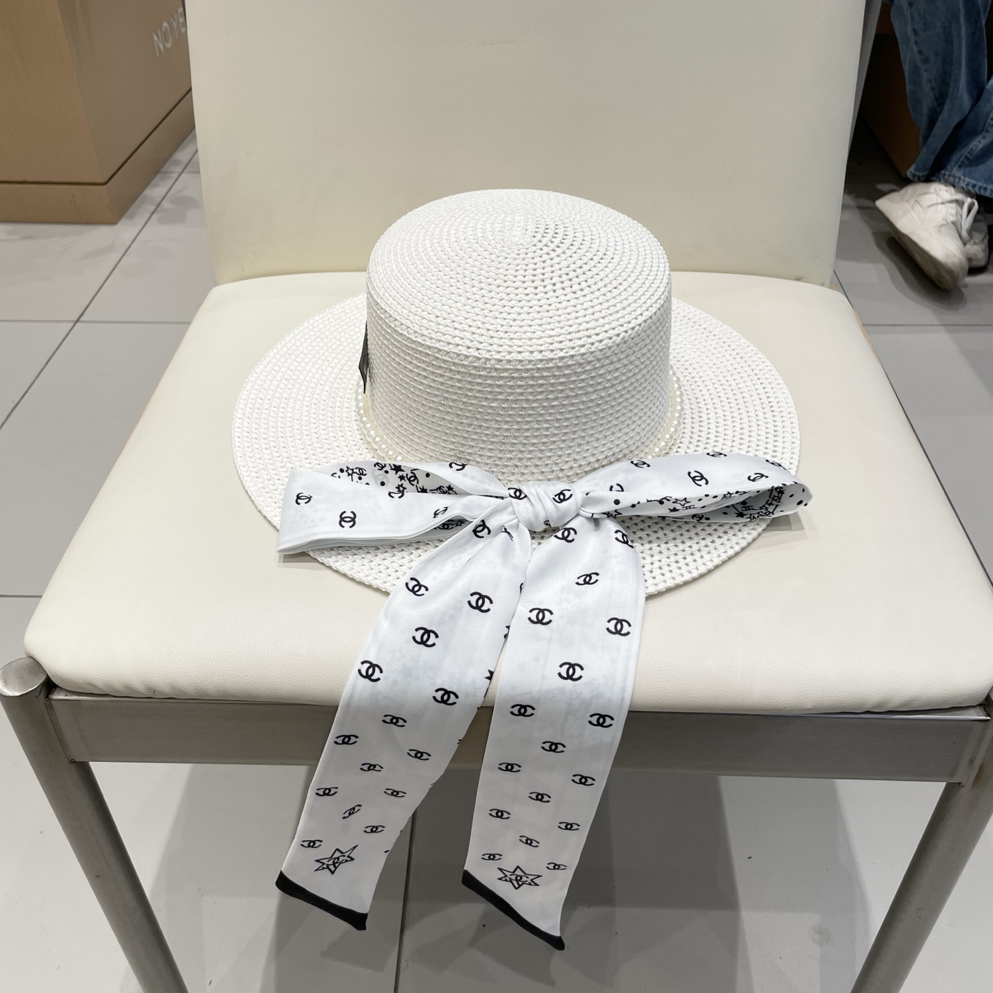 【CHANEL香奈儿】2026新款小香风珍珠丝带度假风盆帽草帽，出街旅行单品