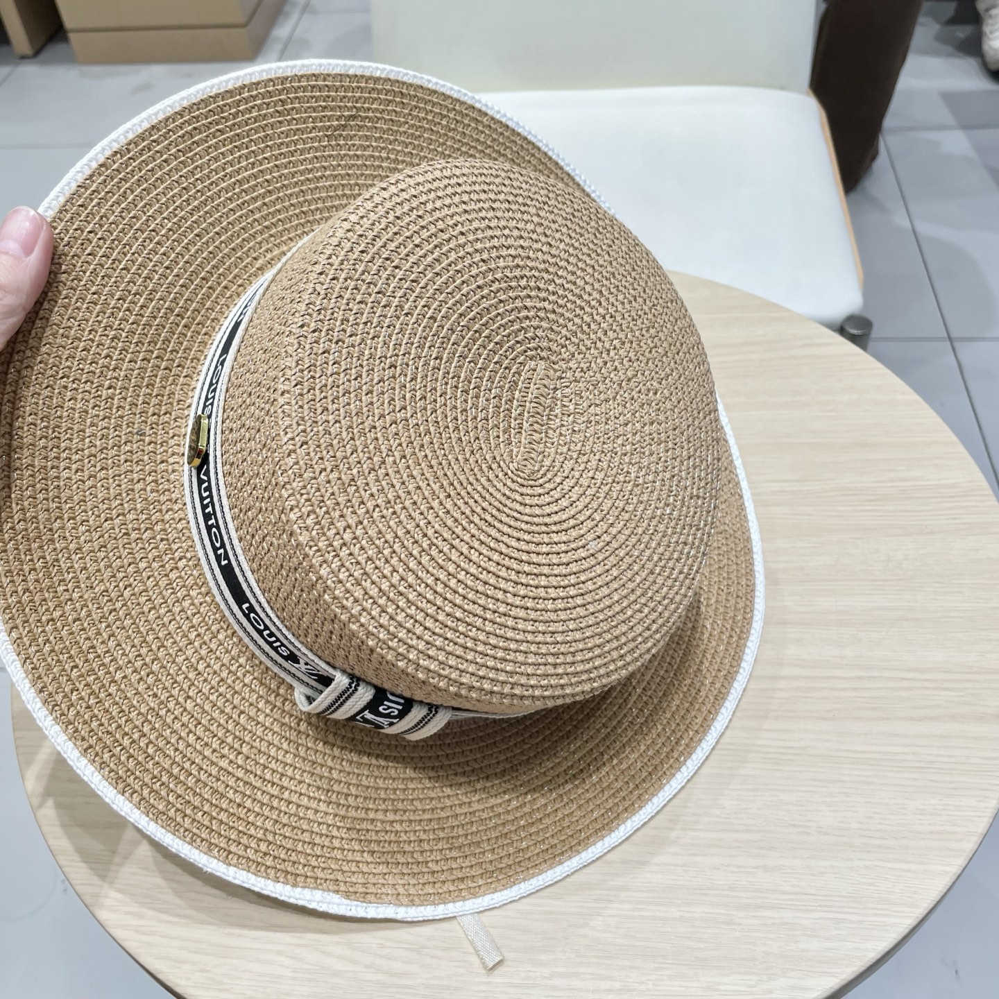 LV路易威登新款草帽，平顶礼帽，头围57cm