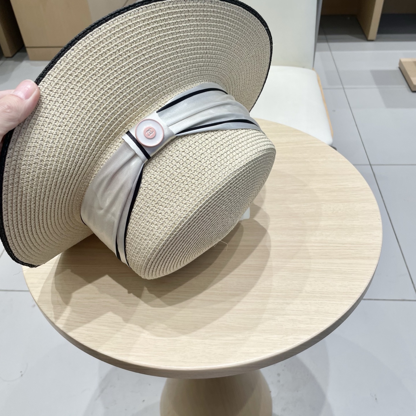 Chanel香奈儿名媛风小礼帽，平顶草帽，头围57cm