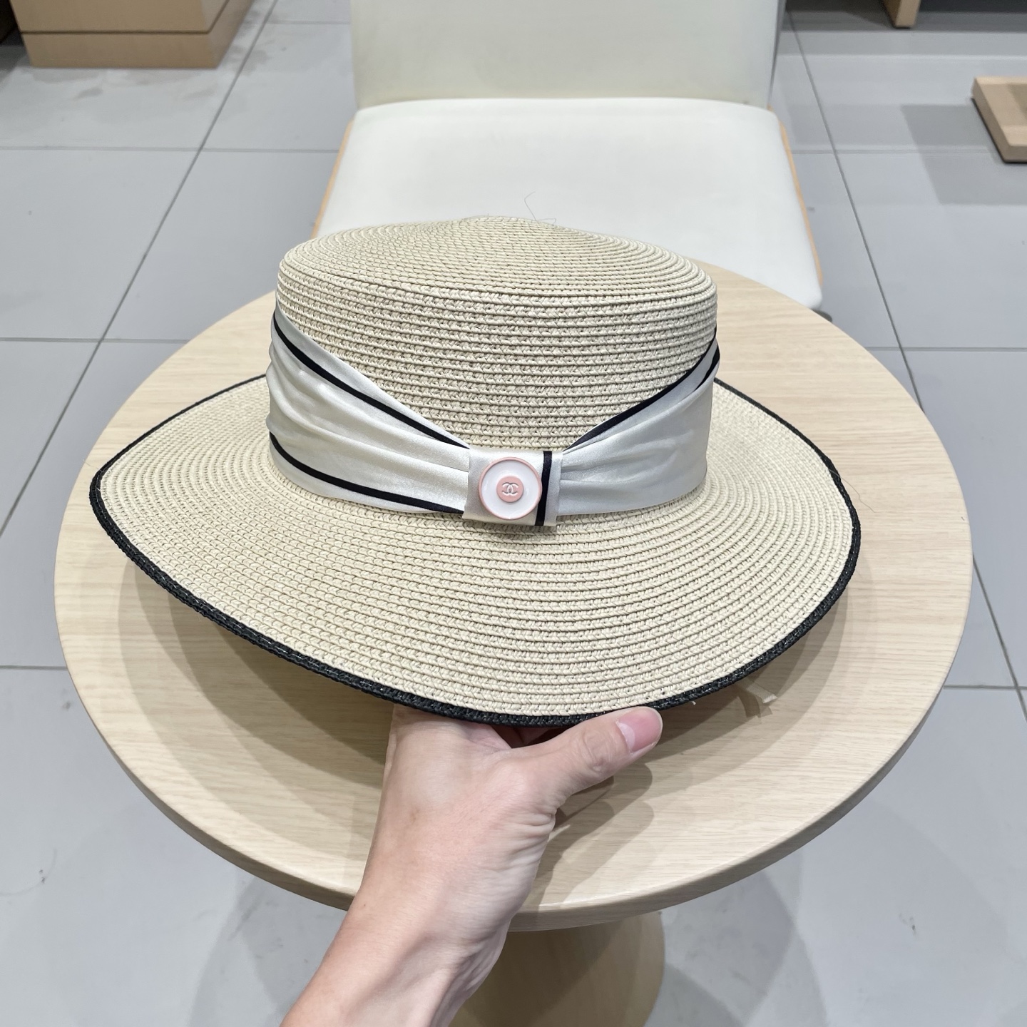 Chanel香奈儿名媛风小礼帽，平顶草帽，头围57cm