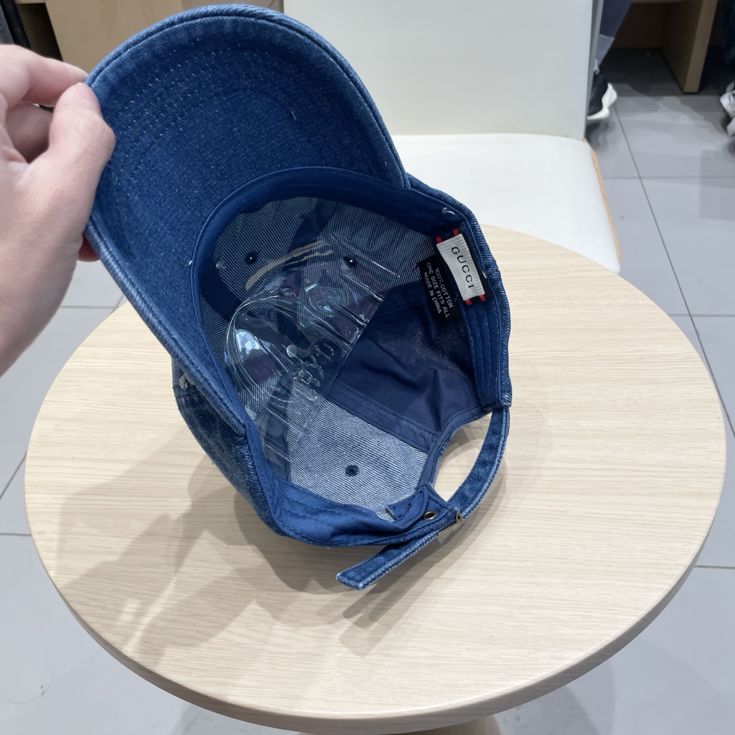 GUCCI古奇 2026专柜新款洗水牛仔棒球帽，很潮！休闲运动款，经典制作，超级好搭衣服！