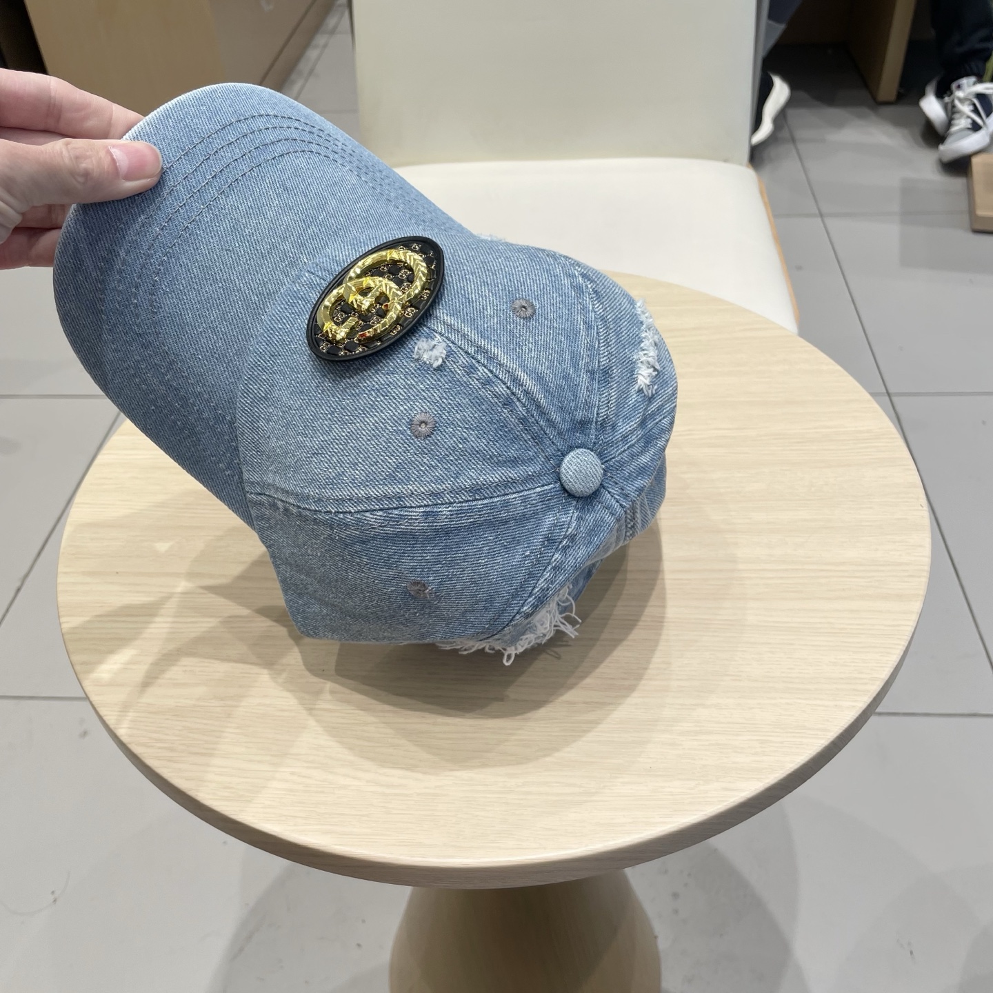 GUCCI古奇 2026专柜新款洗水牛仔棒球帽，很潮！休闲运动款，经典制作，超级好搭衣服！
