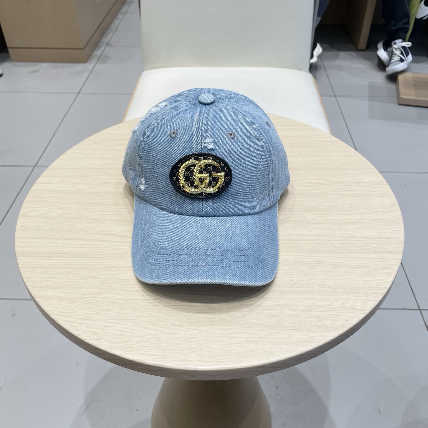 NO:350590,GUCCI Guqi 2025 counter new washing cowboy baseball cap, very trendy!  Casual sports style, classic production, super easy to wear clothes!  Hat Straw Hat Fisherman Hat Baseball Hat, Hats, Gucci, espadrilles, hatsGUCCI古奇 2025专柜新款洗水牛仔棒球帽,很潮！休闲运动款,经典制作,超级好搭衣服！帽子草帽渔夫帽棒球帽,帽子,gucci,espadrilles,hats,hat