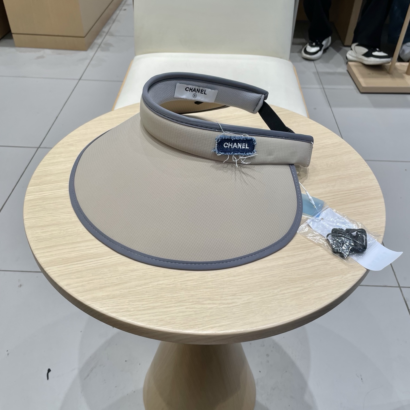  普拉达Prada新款牛仔棒球帽 鸭舌帽，戏水牛仔帽，头围57cm