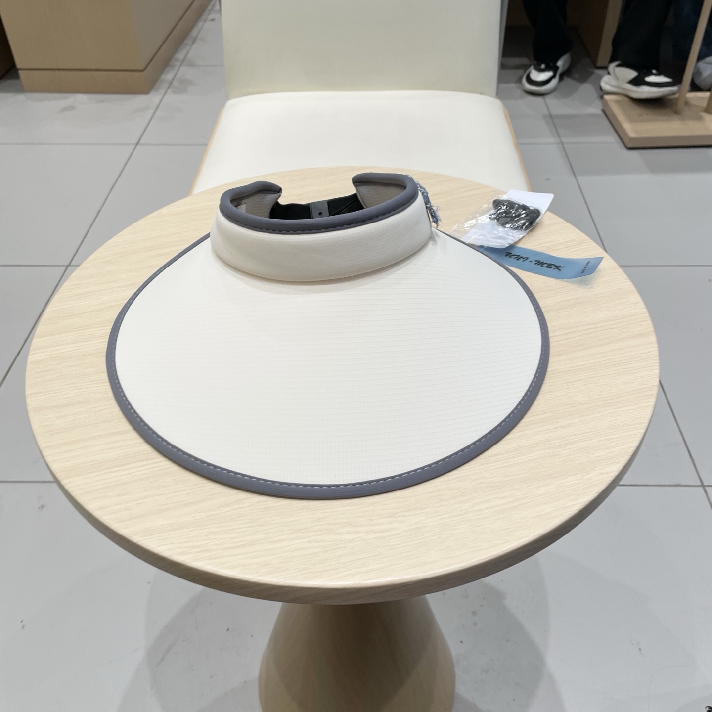  普拉达Prada新款牛仔棒球帽 鸭舌帽，戏水牛仔帽，头围57cm