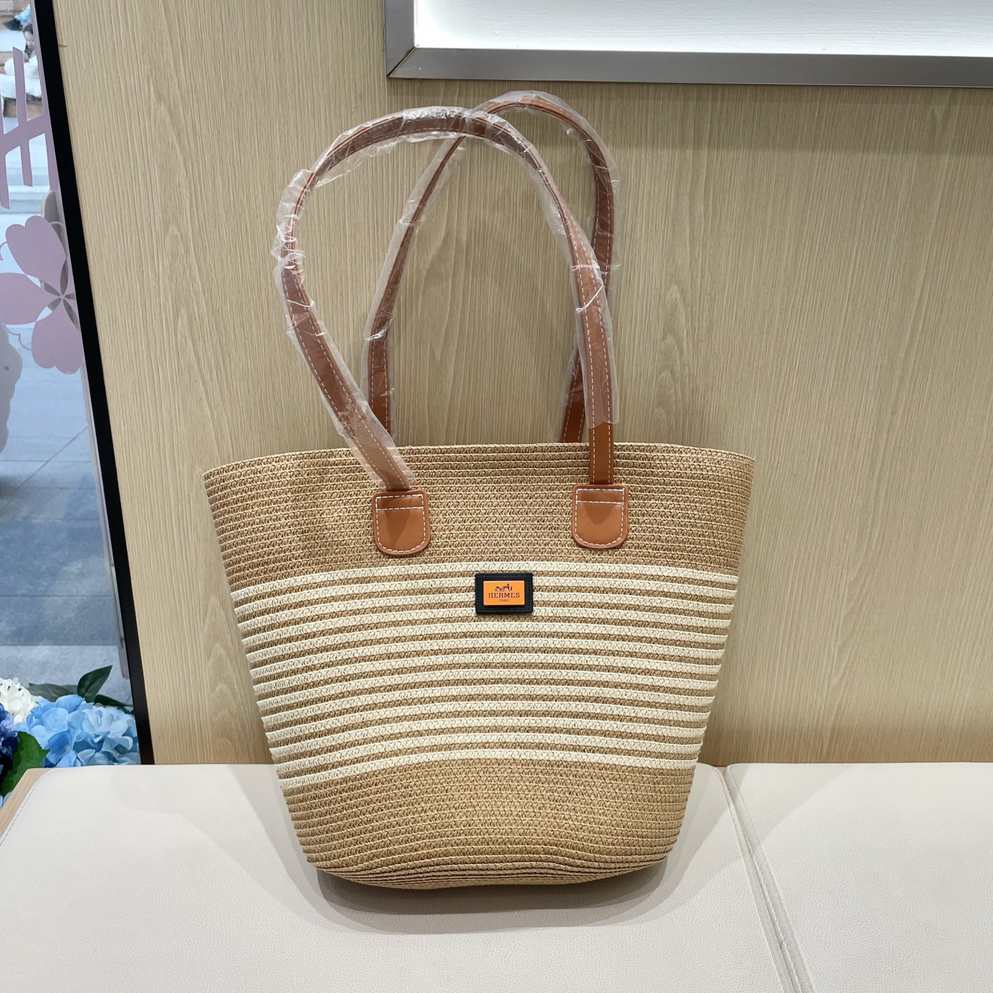 NO:226842,Hermes Hermes new handmade straw woven women's bag one shoulder braided women's bag versatile and niche fashion large capacity commuting girls' shoulder bag size 40X upper width 23X lower width 30cm hat straw hat fisherman hat baseball hat, hat, hermes, hermes, espadrilles, espadrilles, satchels, hats19860909爱马仕Hermes新款手工草编女包单肩编织女包百搭小众时尚大容量通勤女生挎包尺寸上宽40X 下宽23X 30cm帽子草帽渔夫帽棒球帽,帽子,hermes,hermes,espadrilles,espadrilles,satchels,hats,hat