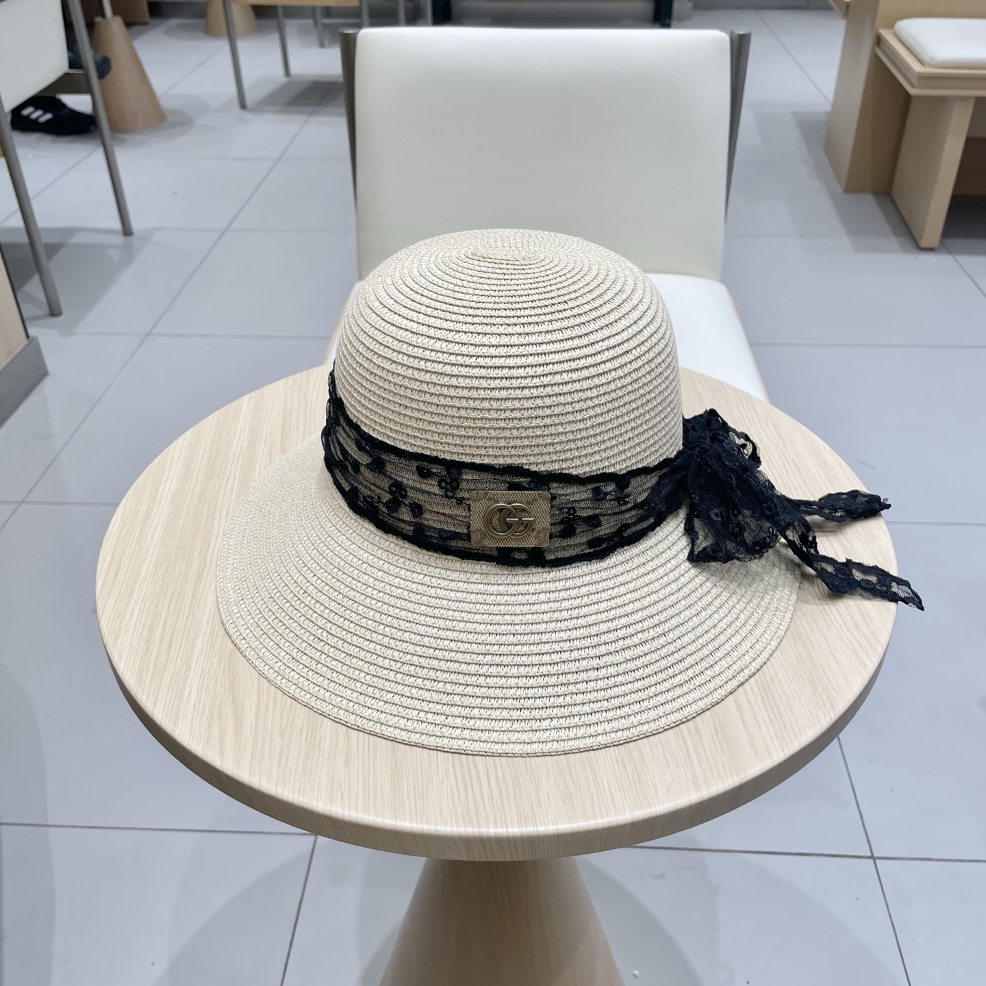  Gucci古奇2025新款赫本风法式甜美蕾丝圆顶草帽子女夏季出游防晒遮阳太阳帽