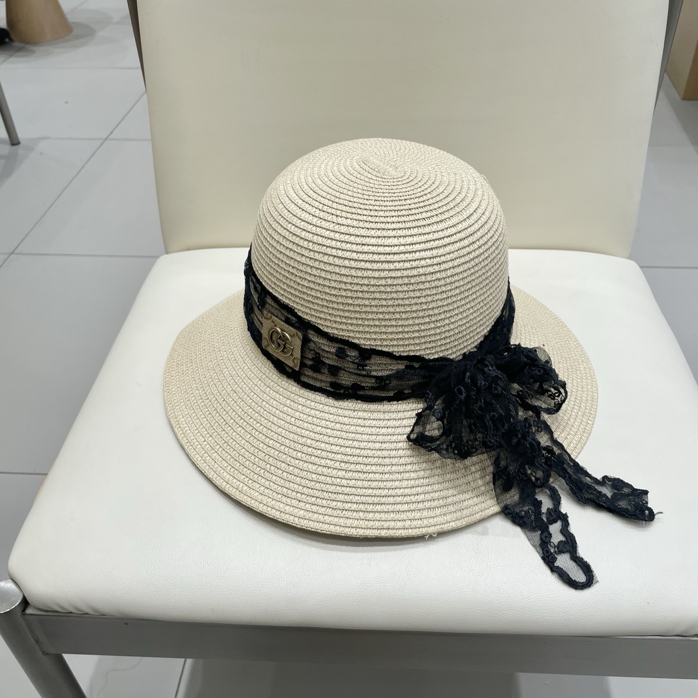  Gucci古奇2025新款赫本风法式甜美蕾丝圆顶草帽子女夏季出游防晒遮阳太阳帽