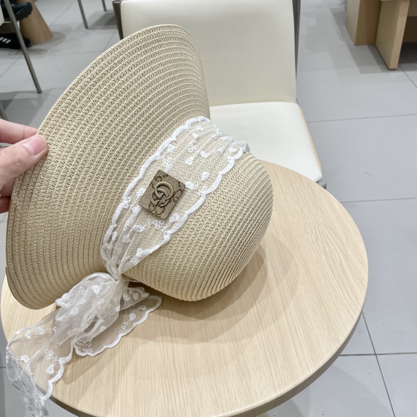  Gucci古奇2025新款赫本风法式甜美蕾丝圆顶草帽子女夏季出游防晒遮阳太阳帽