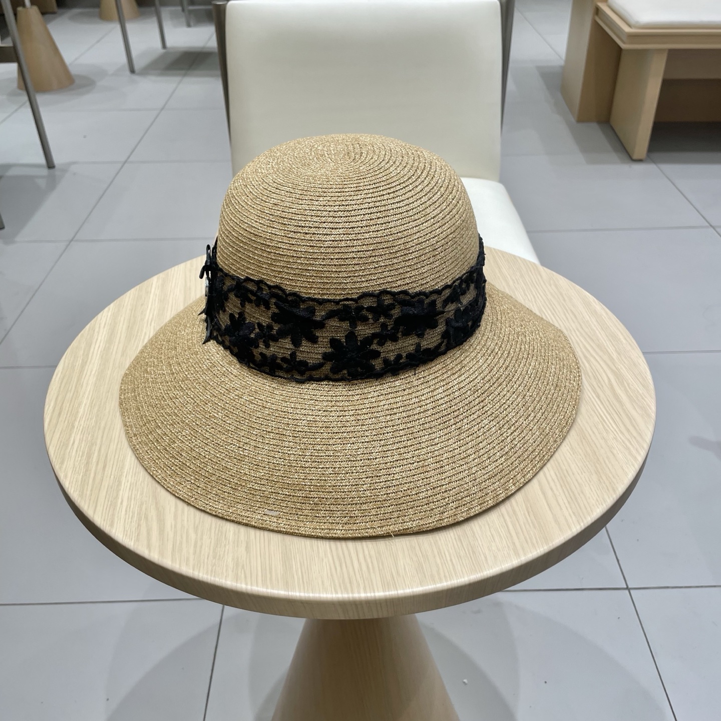  Chanel香奈儿新款夏季遮阳帽子女款蕾丝轻奢风细草帽海边沙滩休闲百搭防晒帽子