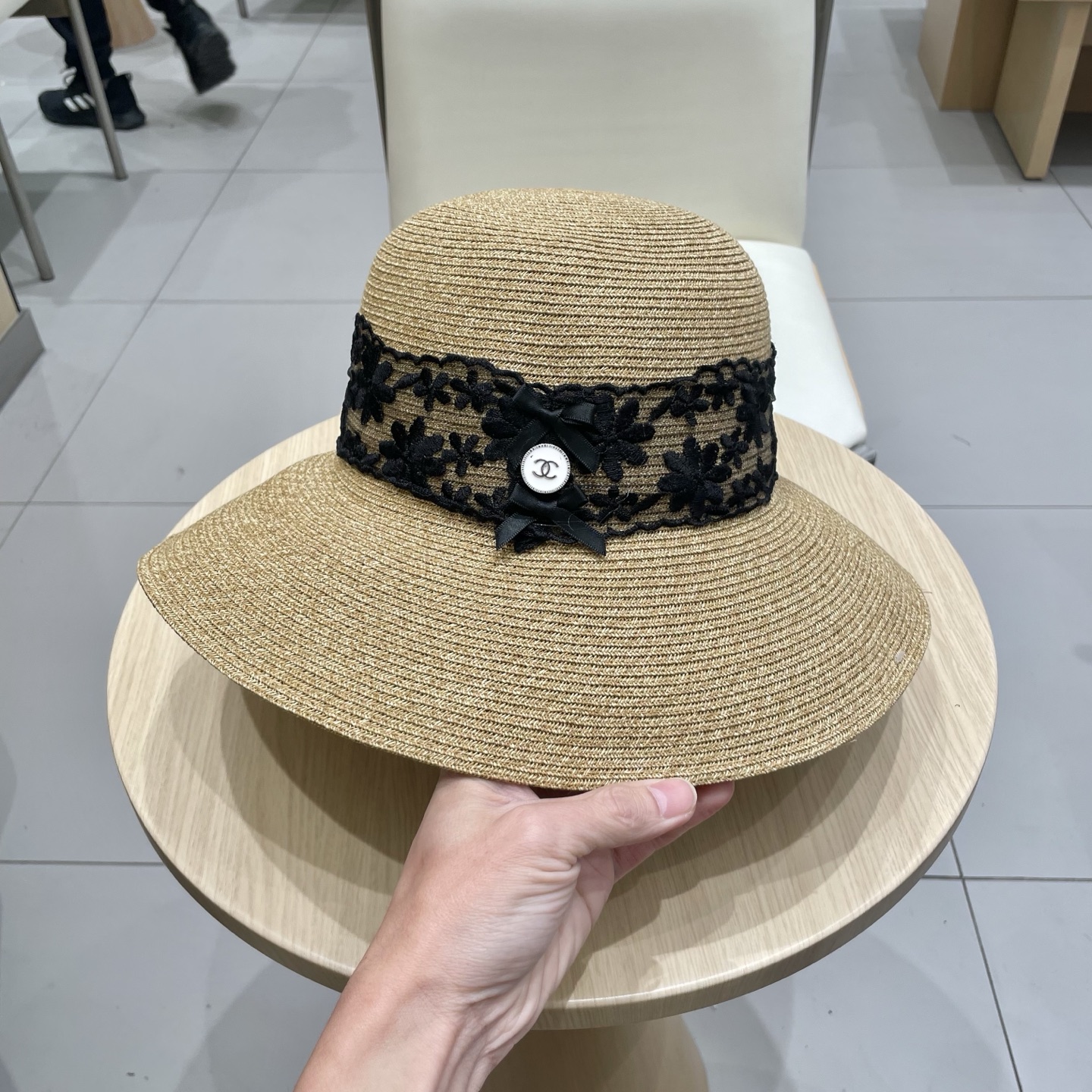  Chanel香奈儿新款夏季遮阳帽子女款蕾丝轻奢风细草帽海边沙滩休闲百搭防晒帽子