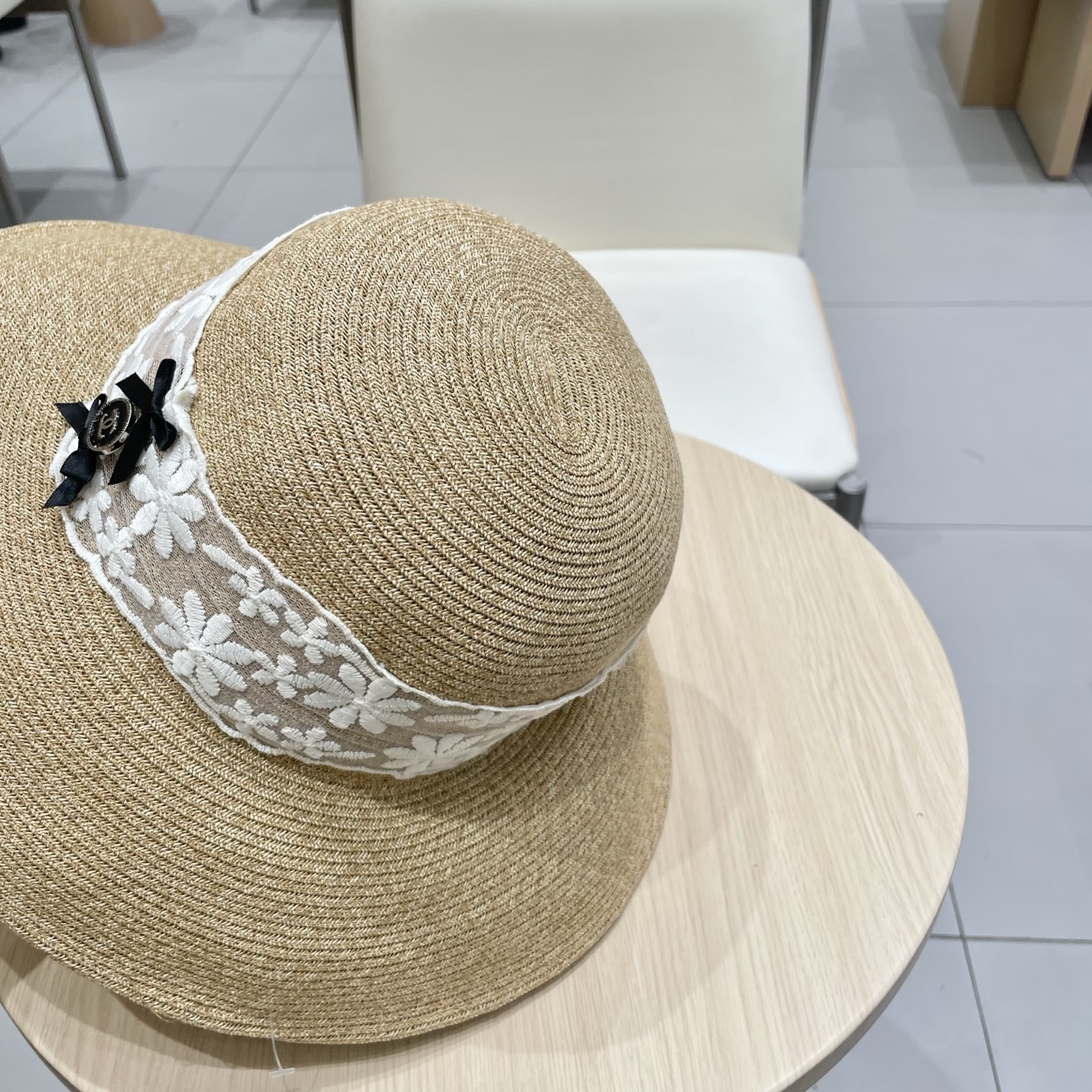  Chanel香奈儿新款夏季遮阳帽子女款蕾丝轻奢风细草帽海边沙滩休闲百搭防晒帽子
