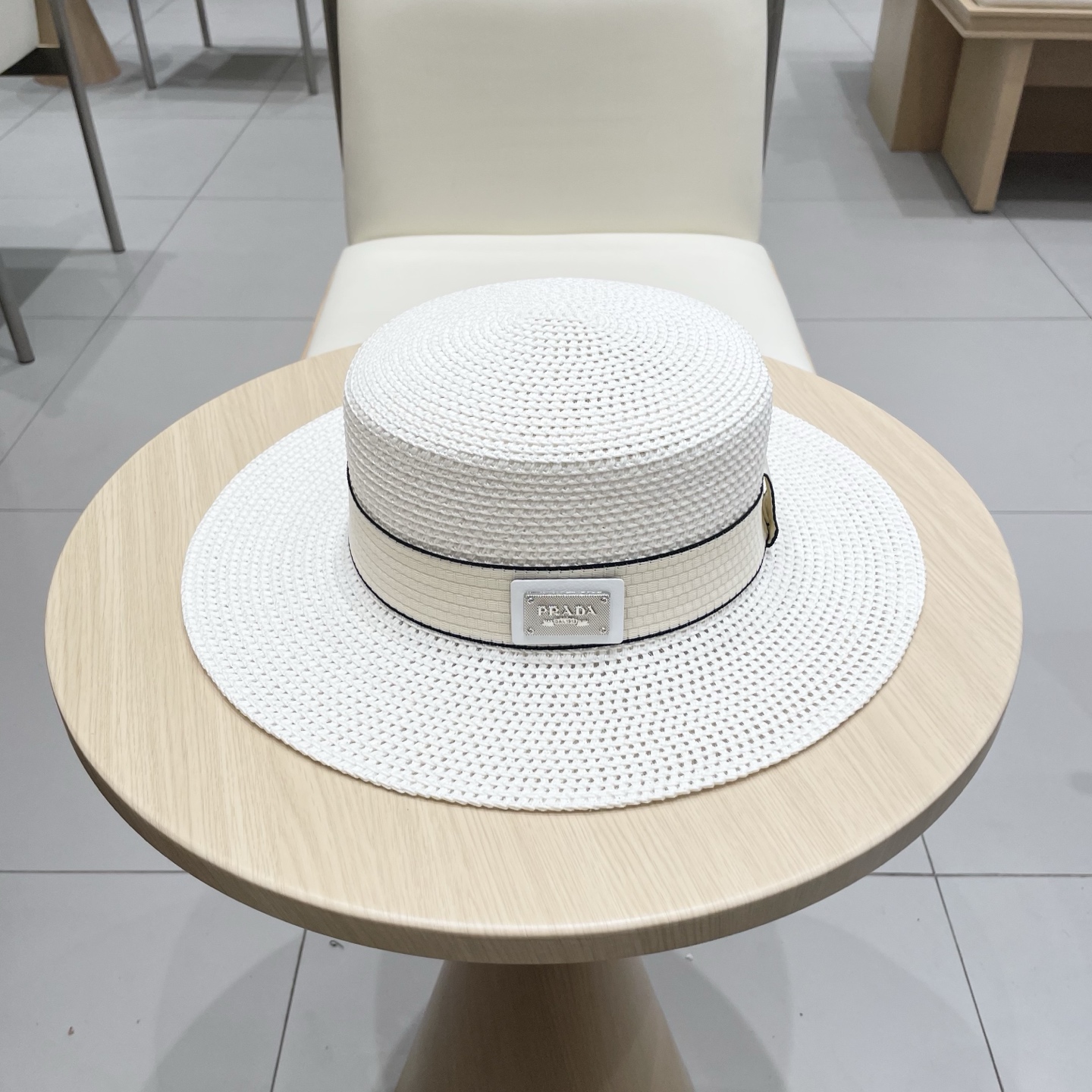   普拉达新款平顶礼帽，名族风草帽，头围57cm