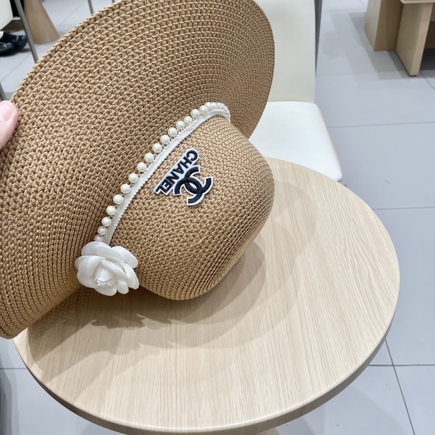  Chanel 新款女士遮阳法式大帽檐太阳帽显脸小草编防晒遮阳度假草帽