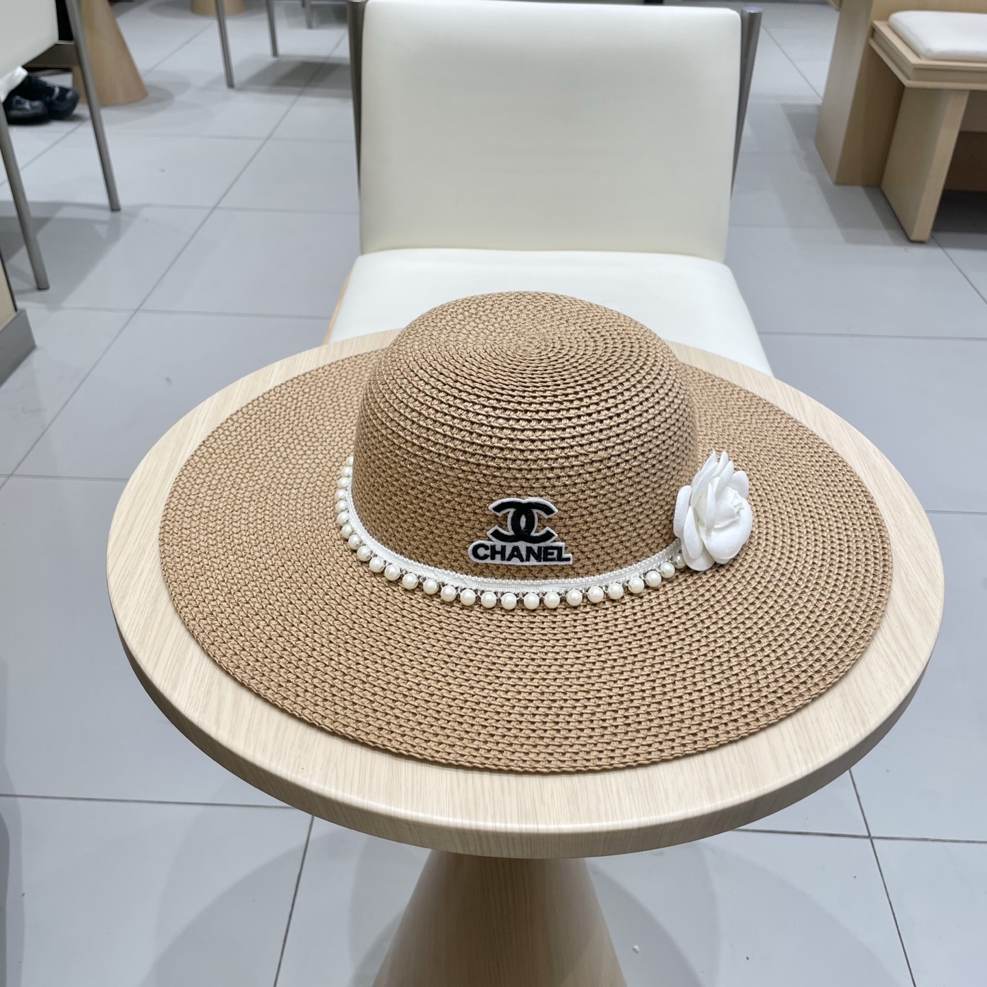  Chanel 新款女士遮阳法式大帽檐太阳帽显脸小草编防晒遮阳度假草帽