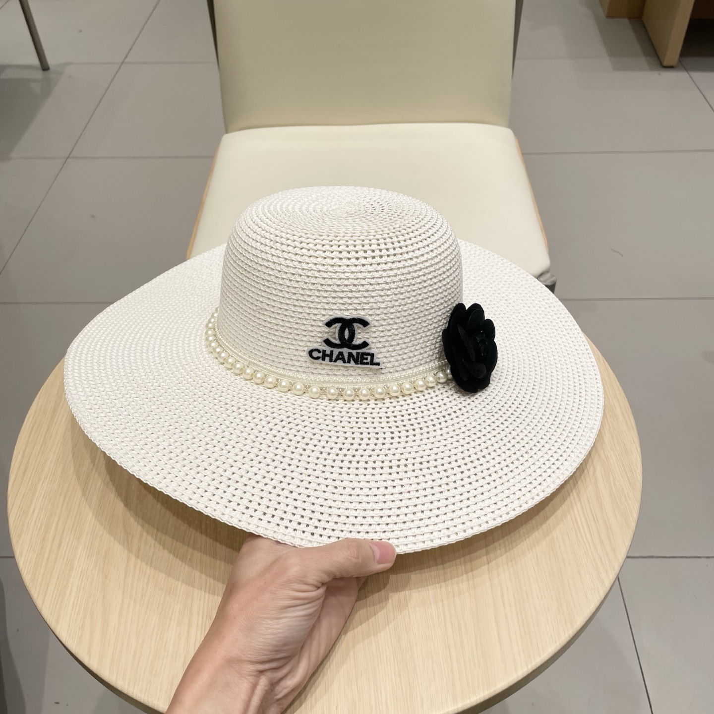  Chanel 新款女士遮阳法式大帽檐太阳帽显脸小草编防晒遮阳度假草帽
