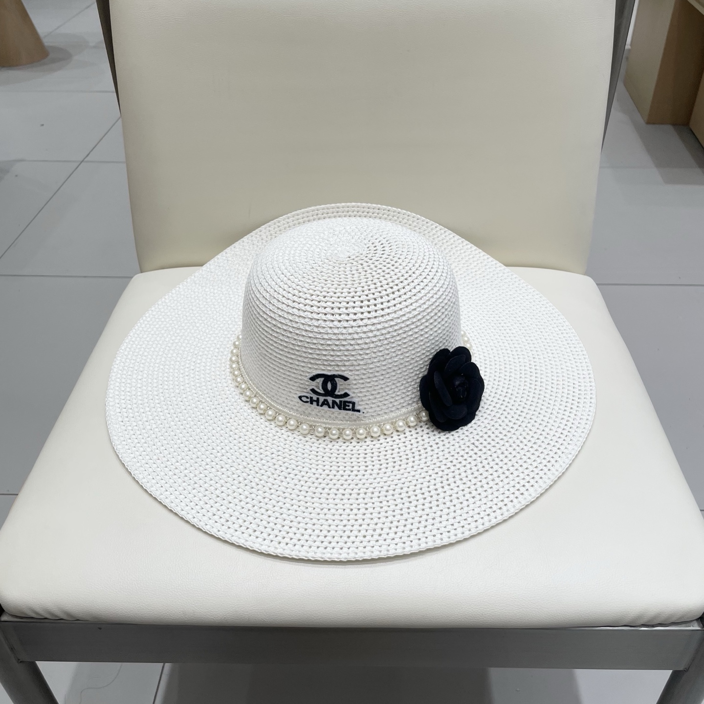  Chanel 新款女士遮阳法式大帽檐太阳帽显脸小草编防晒遮阳度假草帽