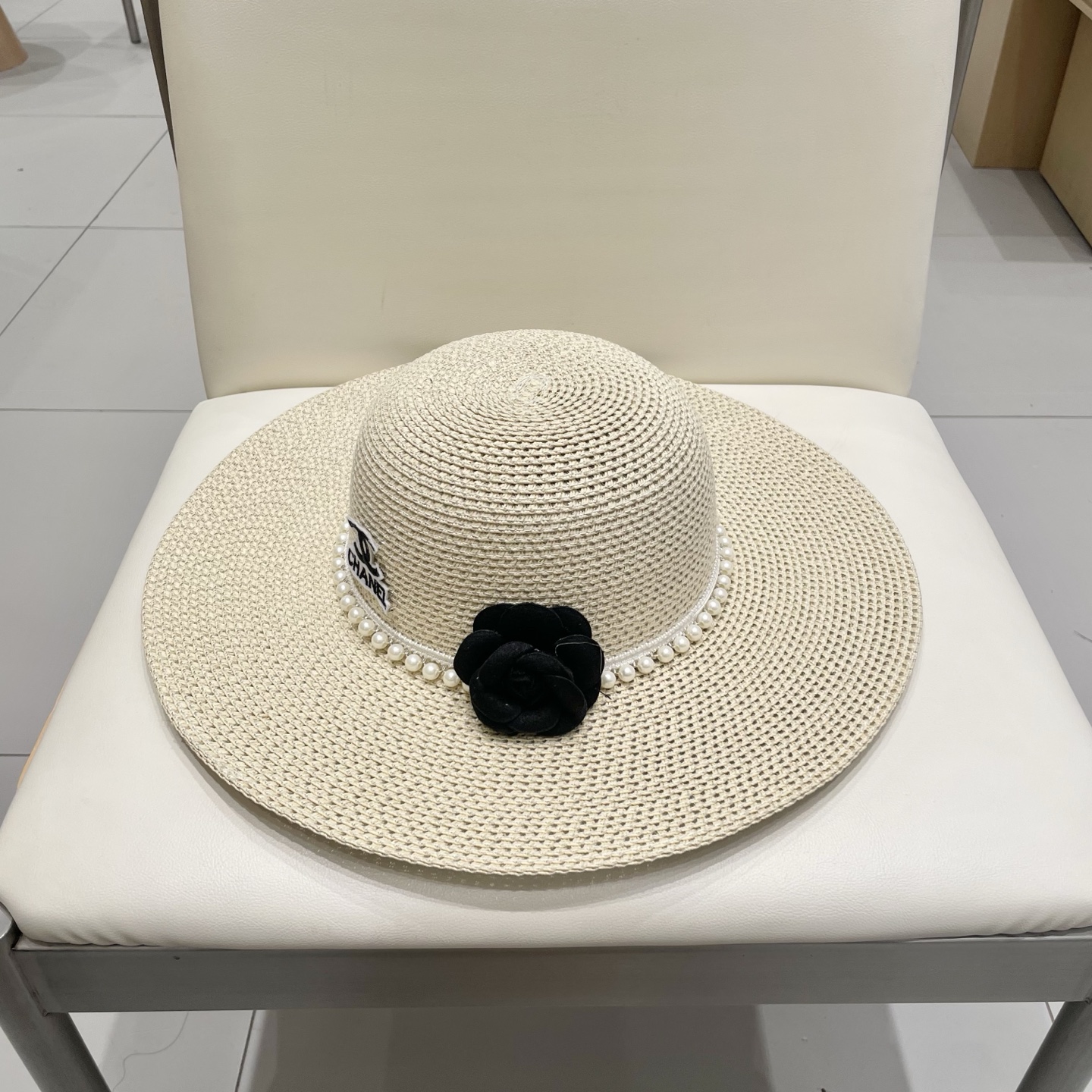  Chanel 新款女士遮阳法式大帽檐太阳帽显脸小草编防晒遮阳度假草帽