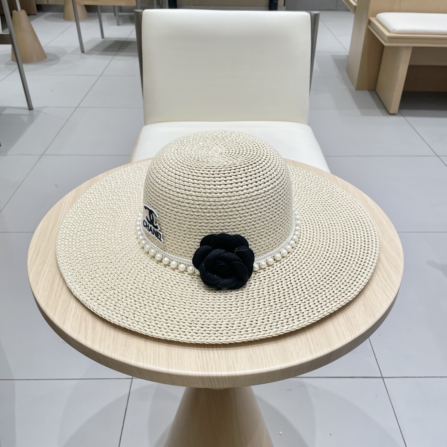 Chanel 新款女士遮阳法式大帽檐太阳帽显脸小草编防晒遮阳度假草帽