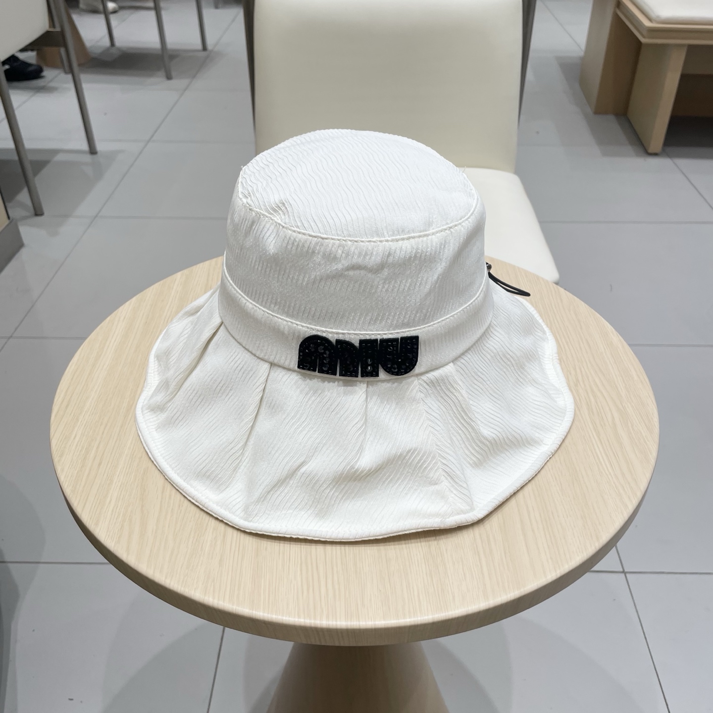   缪缪miumiu2025新款大帽檐防晒渔夫帽女夏季遮阳帽遮脸太阳帽户外出游显脸小