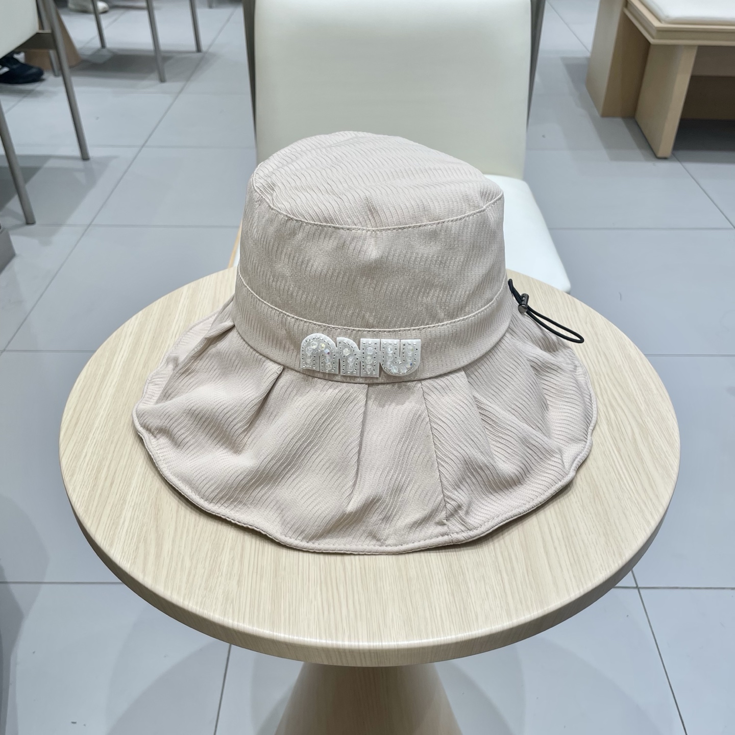   缪缪miumiu2025新款大帽檐防晒渔夫帽女夏季遮阳帽遮脸太阳帽户外出游显脸小