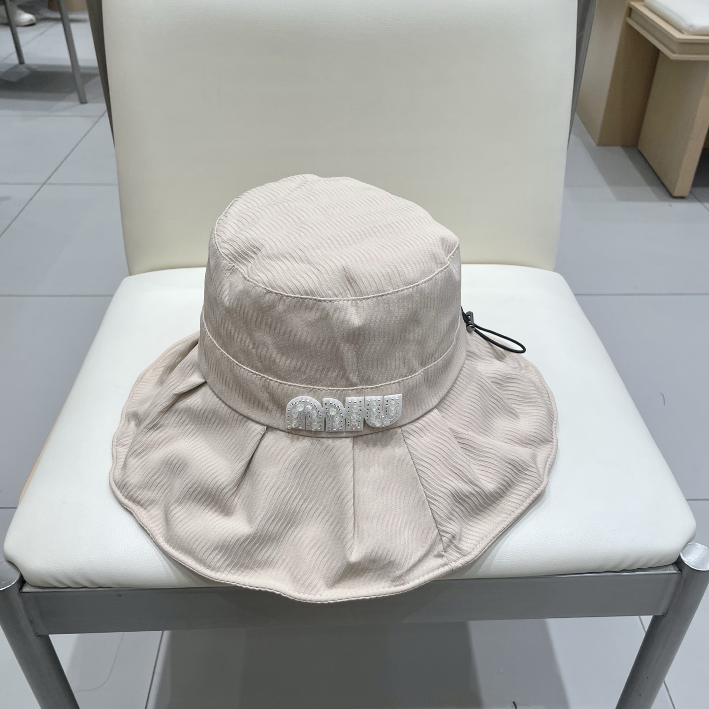   缪缪miumiu2025新款大帽檐防晒渔夫帽女夏季遮阳帽遮脸太阳帽户外出游显脸小