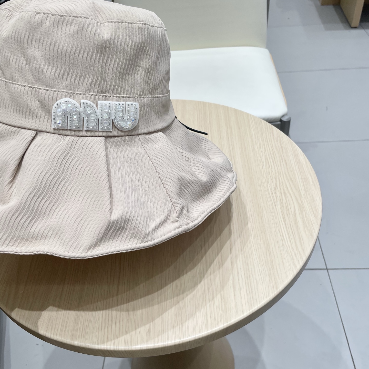   缪缪miumiu2025新款大帽檐防晒渔夫帽女夏季遮阳帽遮脸太阳帽户外出游显脸小