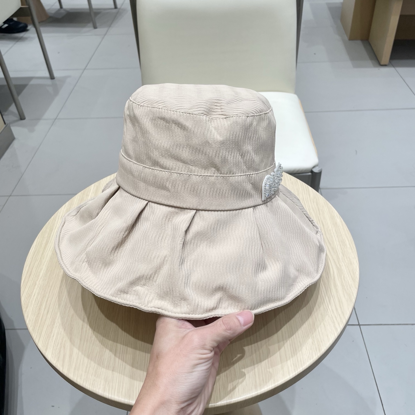   缪缪miumiu2025新款大帽檐防晒渔夫帽女夏季遮阳帽遮脸太阳帽户外出游显脸小