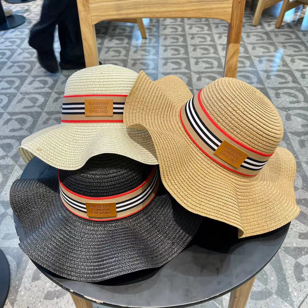   burberry巴宝莉】2024新款小香度假风大沿盆帽草帽，旅行必备，超好搭配，赶紧入手！