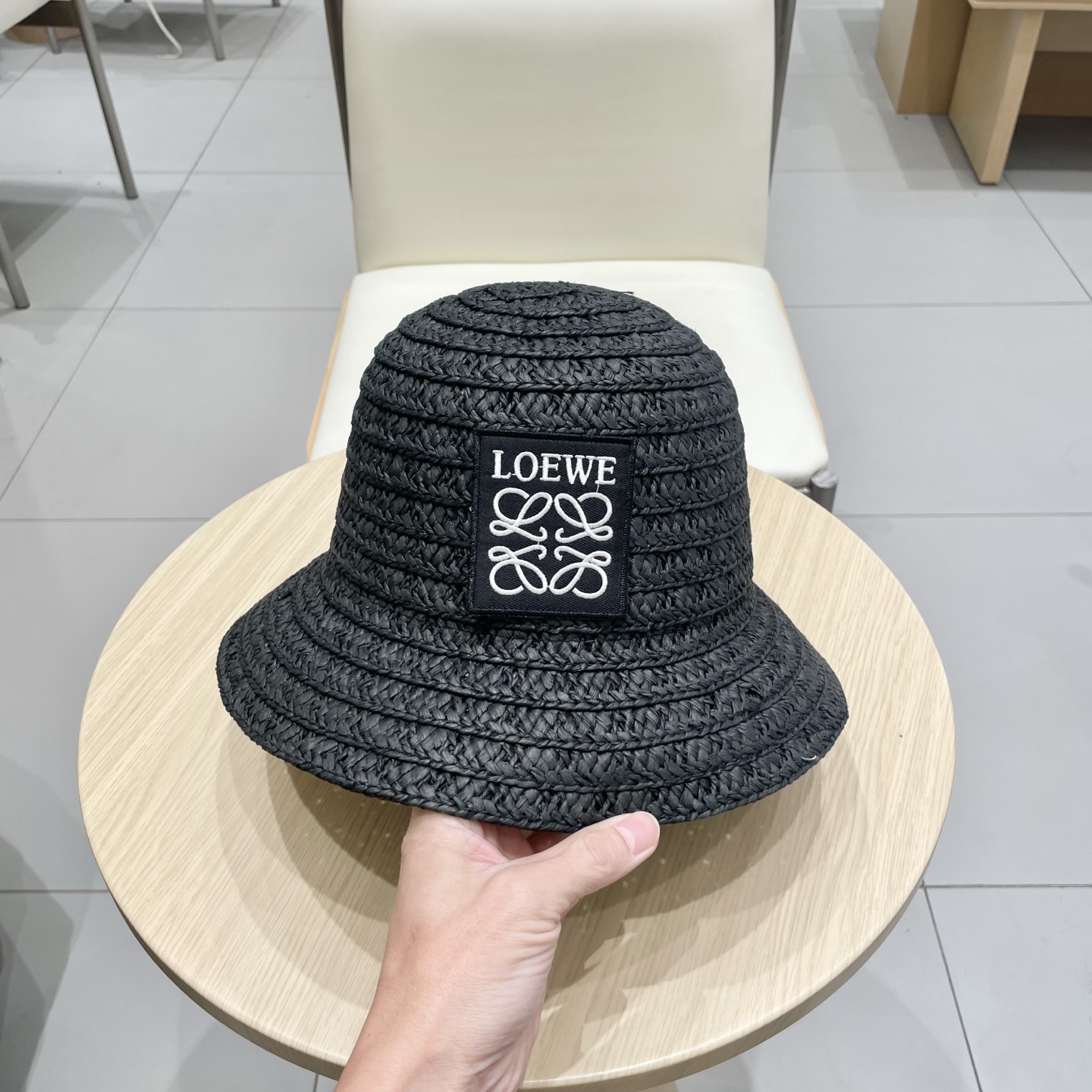  LOEWE罗意威新款草帽，纯手钩草帽，可折叠，出游必备单品，头围57cm