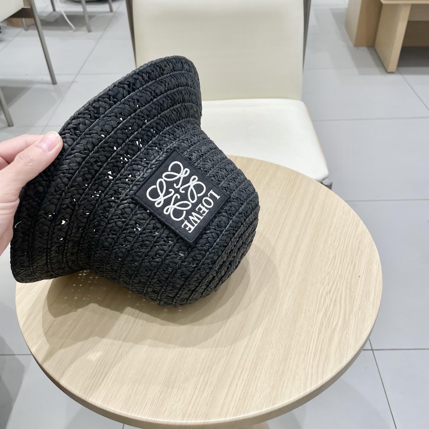  LOEWE罗意威新款草帽，纯手钩草帽，可折叠，出游必备单品，头围57cm