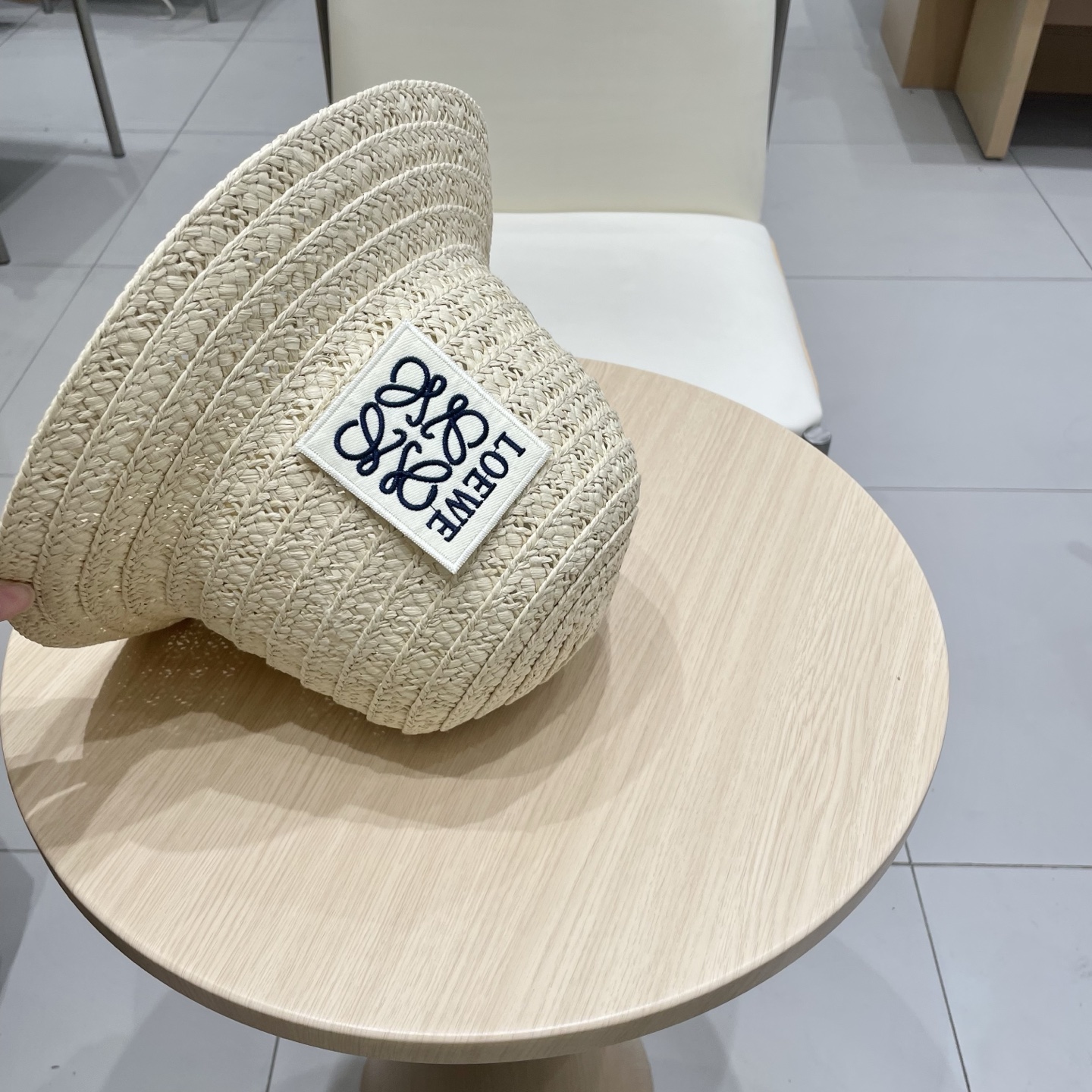  LOEWE罗意威新款草帽，纯手钩草帽，可折叠，出游必备单品，头围57cm