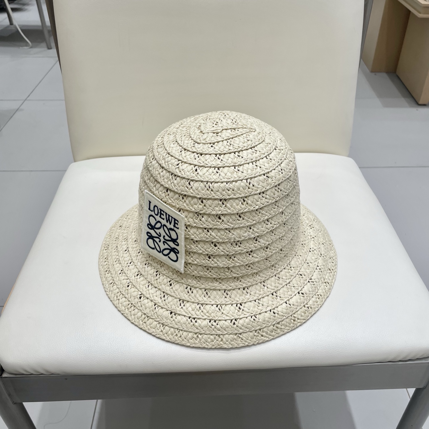  LOEWE罗意威新款草帽，纯手钩草帽，可折叠，出游必备单品，头围57cm