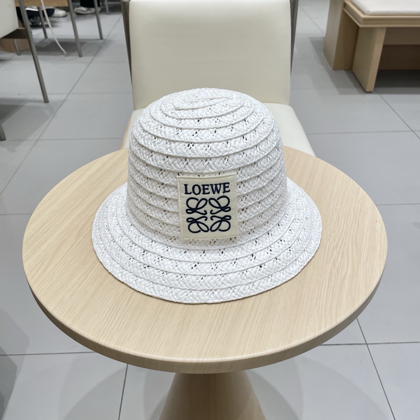  LOEWE罗意威新款草帽，纯手钩草帽，可折叠，出游必备单品，头围57cm