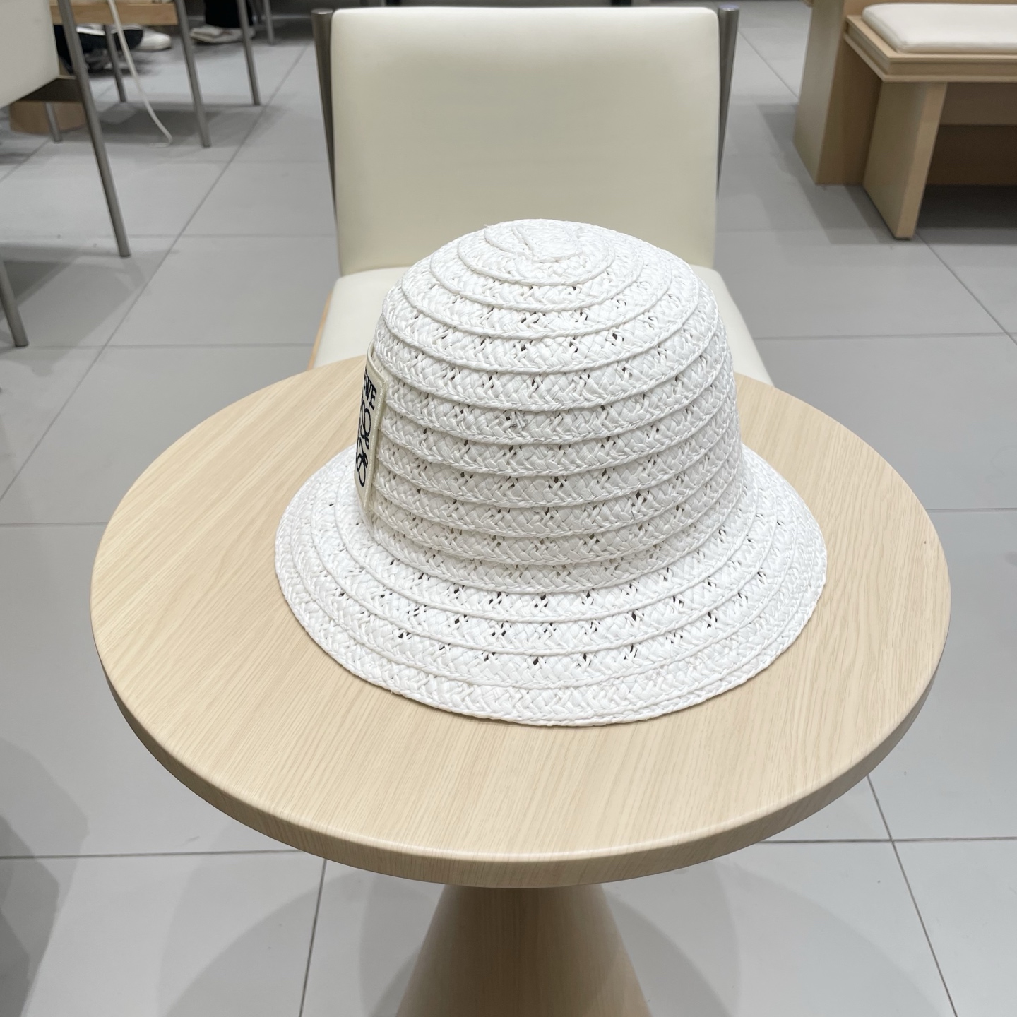  LOEWE罗意威新款草帽，纯手钩草帽，可折叠，出游必备单品，头围57cm