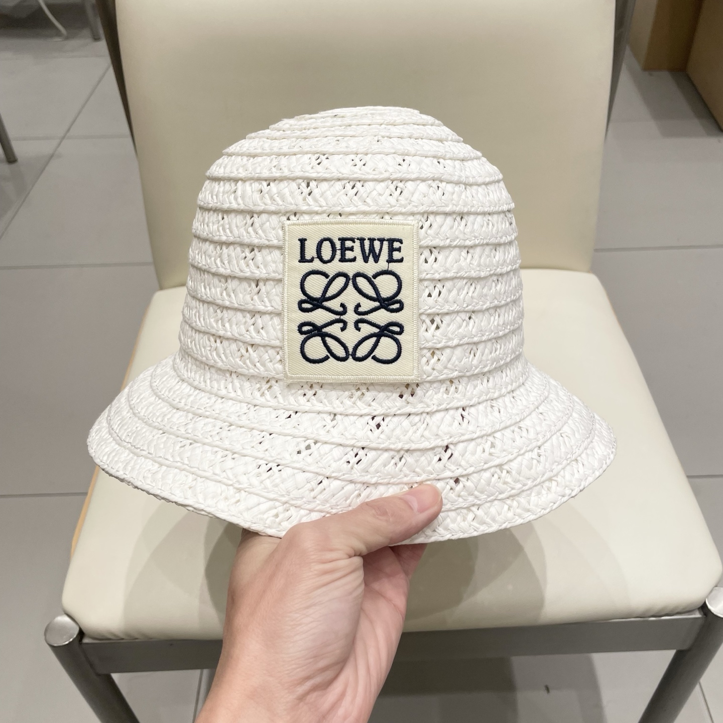 LOEWE罗意威新款草帽，纯手钩草帽，可折叠，出游必备单品，头围57cm
