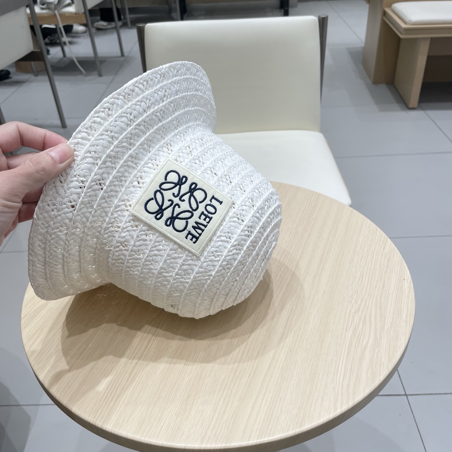  LOEWE罗意威新款草帽，纯手钩草帽，可折叠，出游必备单品，头围57cm